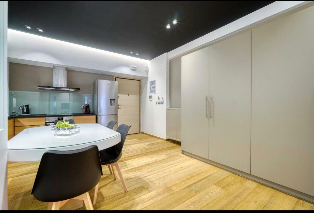 Zolie Apartment Atene Esterno foto