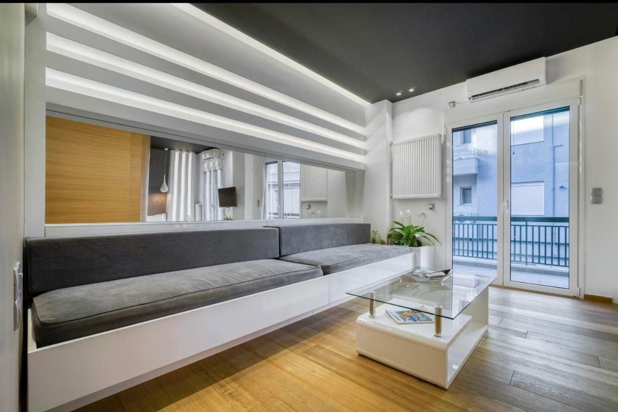 Zolie Apartment Atene Esterno foto